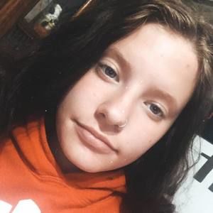 Meet your Posher, Kaitlyn